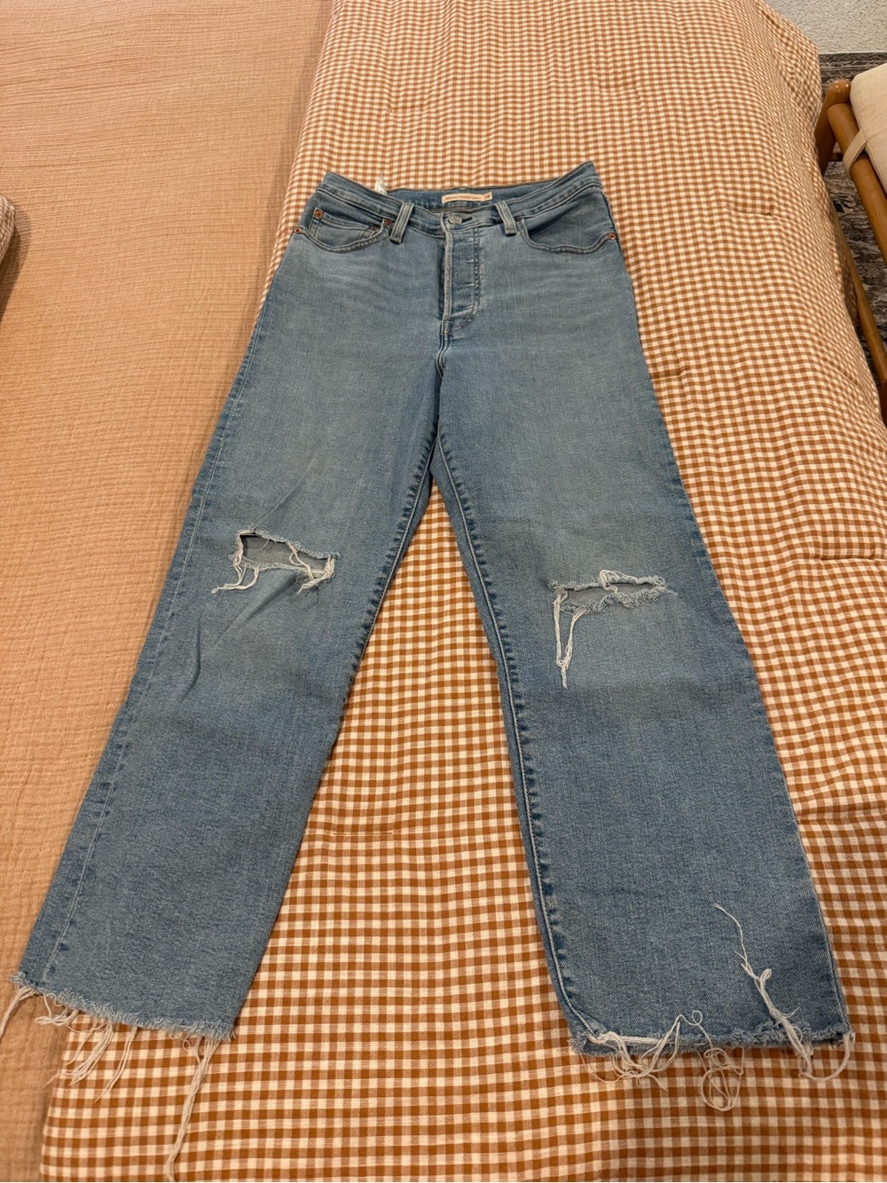 Levis Ribcage Straight Women's Distressed Blue Denim Jeans